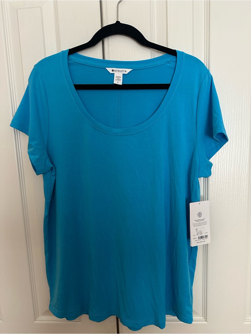 Athleta Short Sleeve Scoop Neck Tee in Bright Turquoise